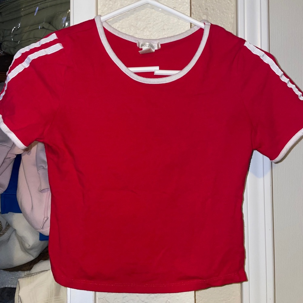 red stripped crop top ❤️